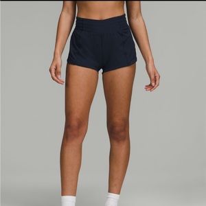 Lululemon hotty hot short high rise 2.5 inch